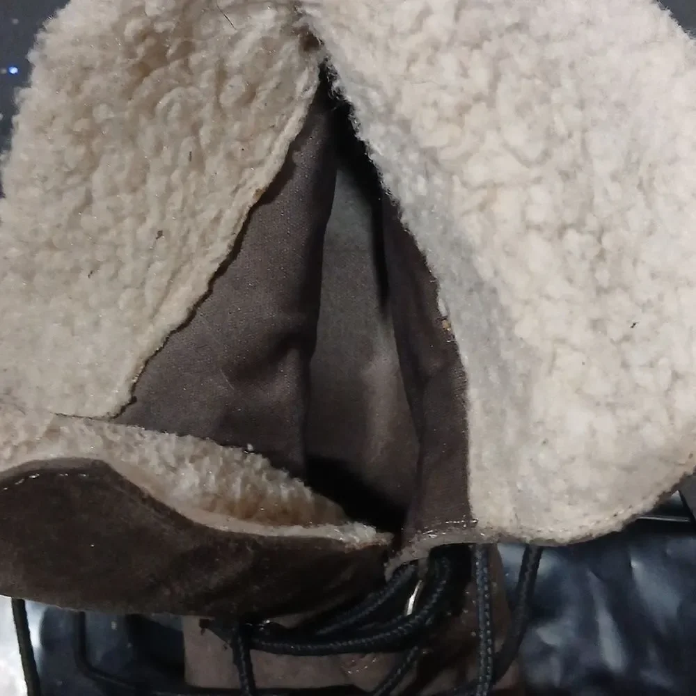 Route 66 Wedge Heeled Vegan Leather Ankle Boots W/Faux Fur Size 8